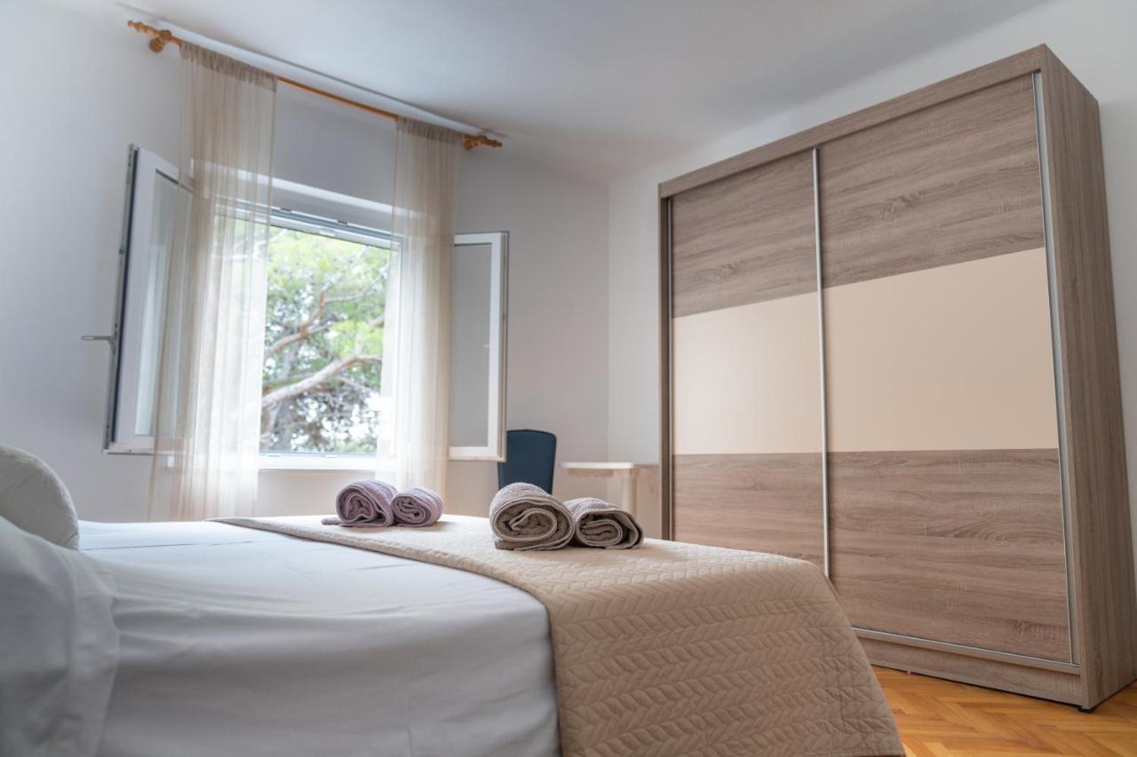 Sidus Maris, Spacious Seaside Apartment With Free Parking Martinšćica Zewnętrze zdjęcie