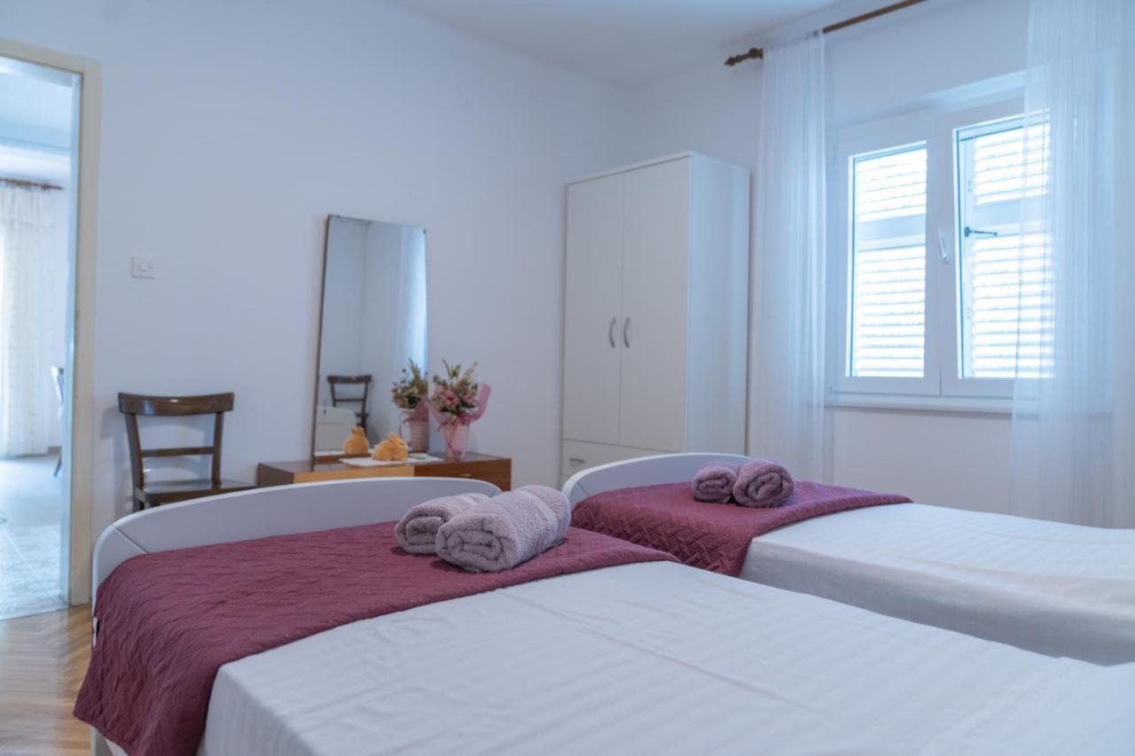 Sidus Maris, Spacious Seaside Apartment With Free Parking Martinšćica Zewnętrze zdjęcie